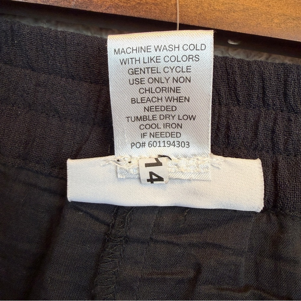 NWOT NorthStyle Black Cotton Wide-Leg Pants with Button Accents 2X - Picture 8 of 8